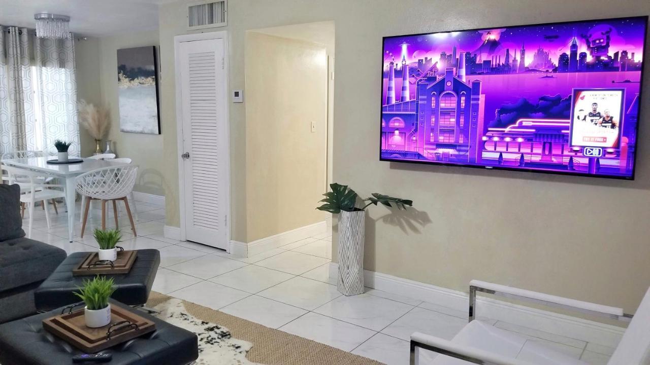 Glam 2 Bedroom Apartment Close To Nsu In Cooper City Экстерьер фото